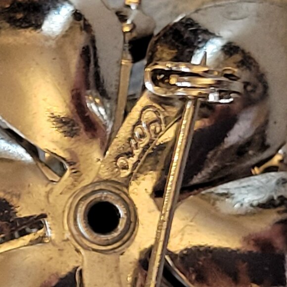 Vintage Coro Rhinestone Floral Snowflake Brooch Pin Silver Tone Black Enamel Mid - Picture 4 of 5